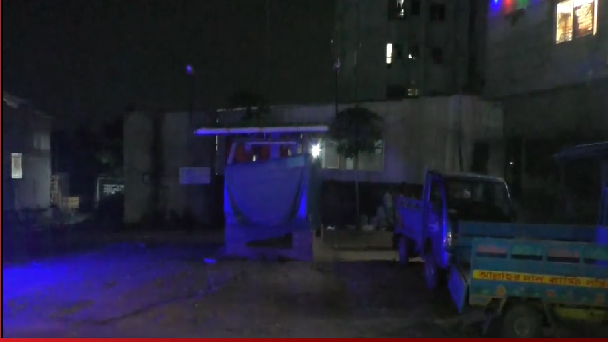 কেরানীগঞ্জে ফিলিং স্টেশনে বিস্ফোরণ; নিহত ১, আহত ২