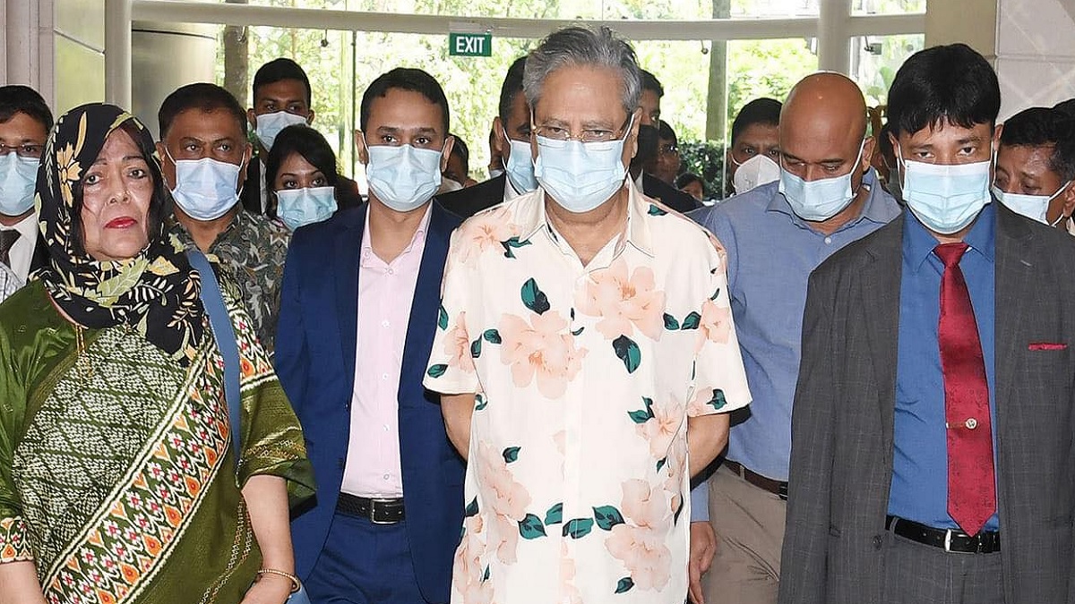 হাসপাতাল থেকে হোটেলে ফিরেছেন রাষ্ট্রপতি