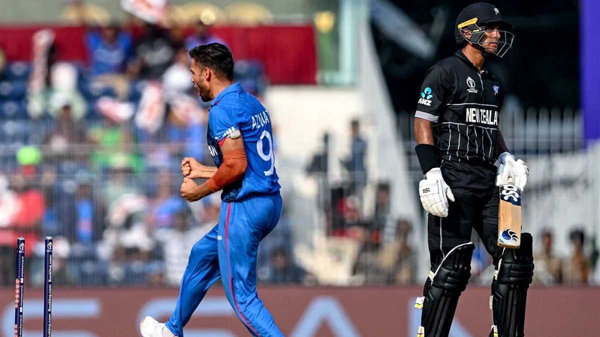 ৪ উইকেট হারিয়ে চাপে নিউজিল্যান্ড