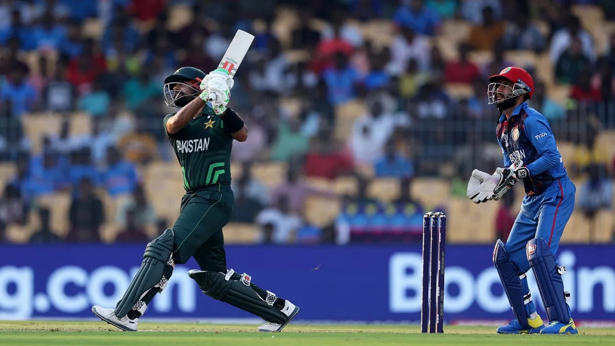 বাবর-শফিকের জোড়া ফিফটিতে ২৮২ রানের লড়াকু সংগ্রহ পাকিস্তানের