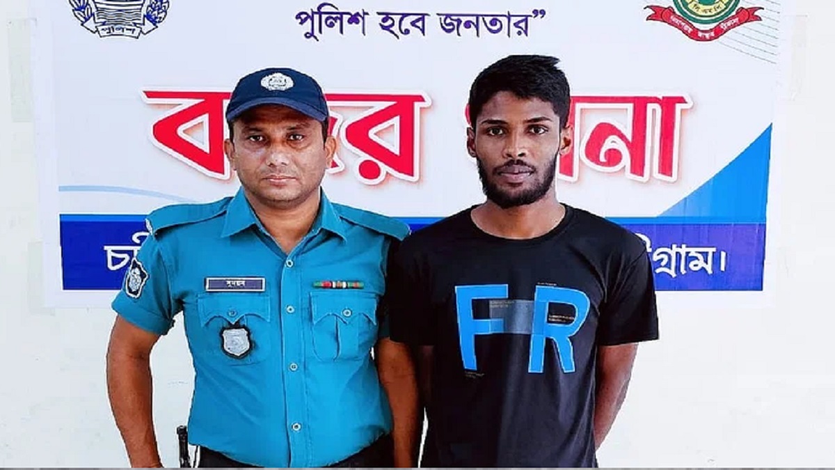 খালি কন্টেইনারে করে সিঙ্গাপুর যাওয়ার চেষ্টা; তরুণ আটক