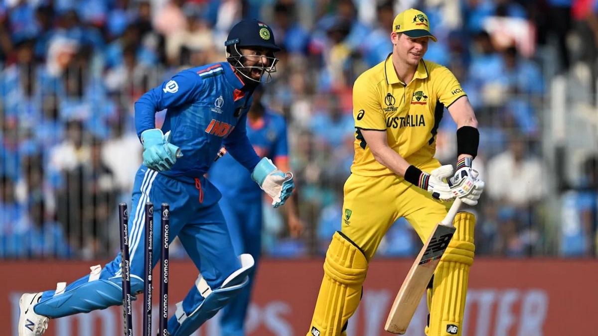 ভারতীয় স্পিনারদের সামনে অসহায় অস্ট্রেলিয়া