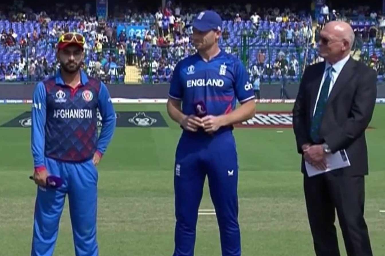 টস জিতে আফগানদের ব্যাটিংয়ে পাঠালো ইংল্যান্ড