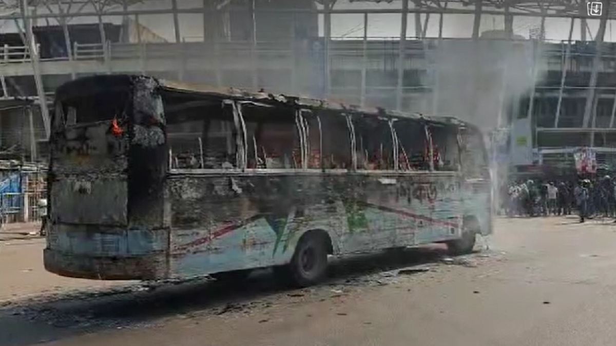 দুদিনে সারাদেশে ৪৫টি অগ্নিসংযোগের ঘটনা ঘটেছে: ফায়ার সার্ভিস