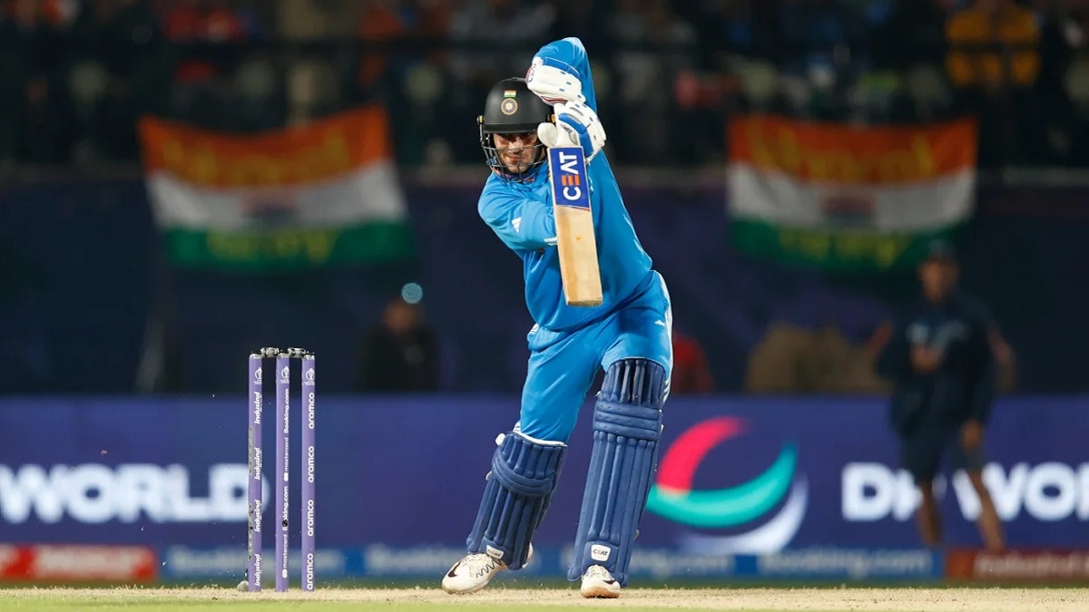 আমলা-বাবরকে ছাপিয়ে যে রেকর্ডটি নিজের করে নিলেন গিল