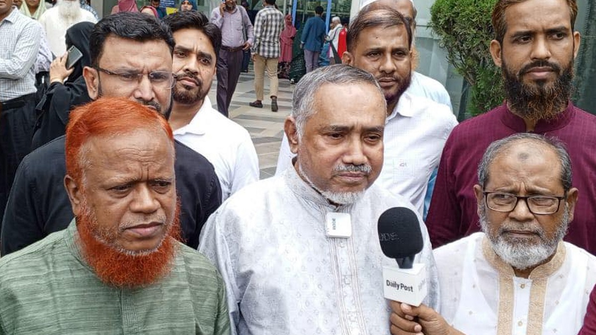 খালেদা জিয়াকে দেখতে গেলেন জামায়াত নেতারা