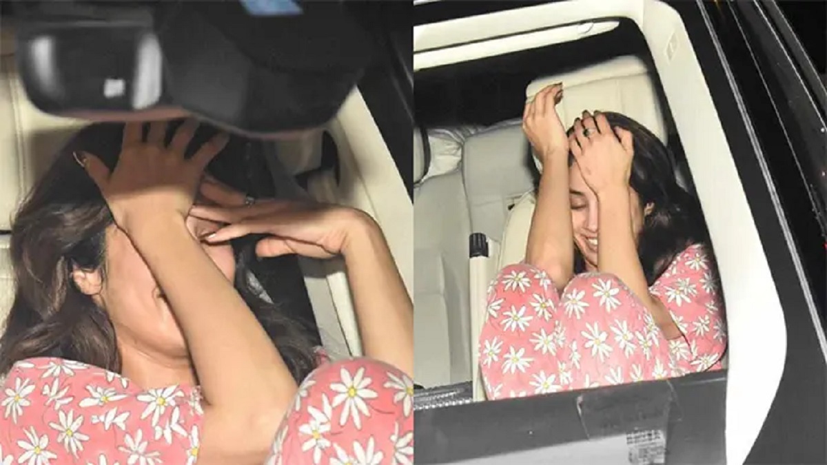 শিখরের বাড়ি থেকে বেরিয়ে মুখ লুকালেন জাহ্নবী