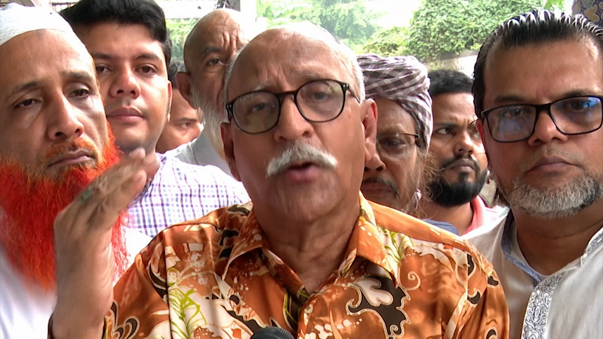 খালেদা জিয়ার শারীরিক অবস্থার খোঁজ-খবর নিলেন ১২ দলীয় জোটের নেতারা