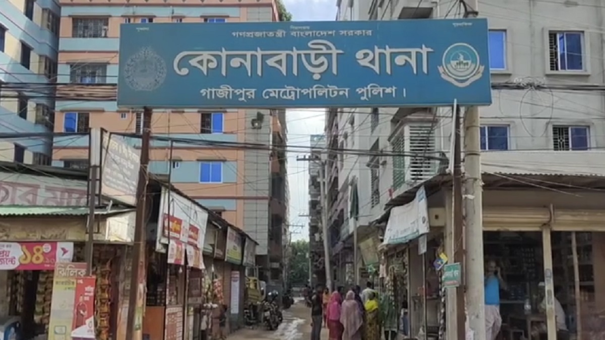 কোনাবাড়ীতে অটোরিকশা চালককে গলাকেটে হত্যা