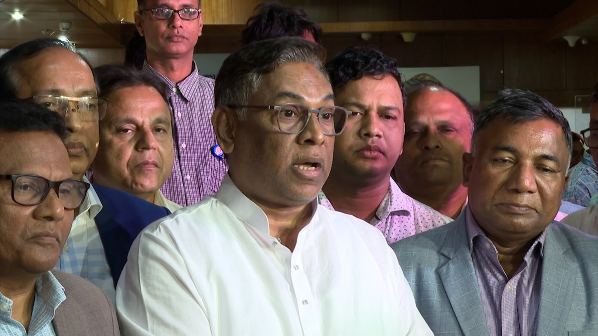 তেলের দাম নির্ধারণে অর্থ মন্ত্রণালয়ে ফর্মুলা পাঠানো হয়েছে: জ্বালানি প্রতিমন্ত্রী