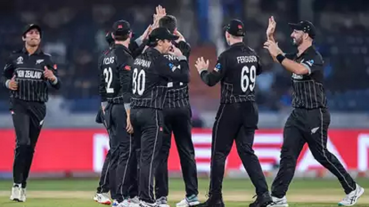 সাত উইকেট হারিয়ে ধুঁকছে নেদারল্যান্ডস