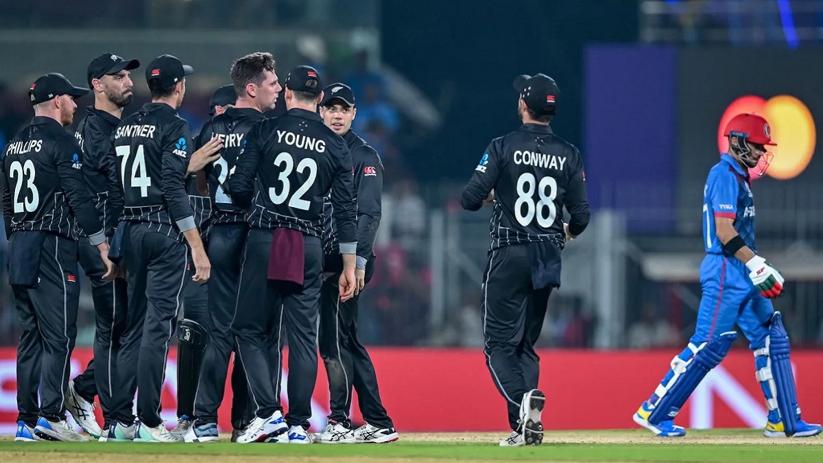 আফগানিস্তানকে উড়িয়ে শীর্ষস্থান দখল করলো নিউজিল্যান্ড