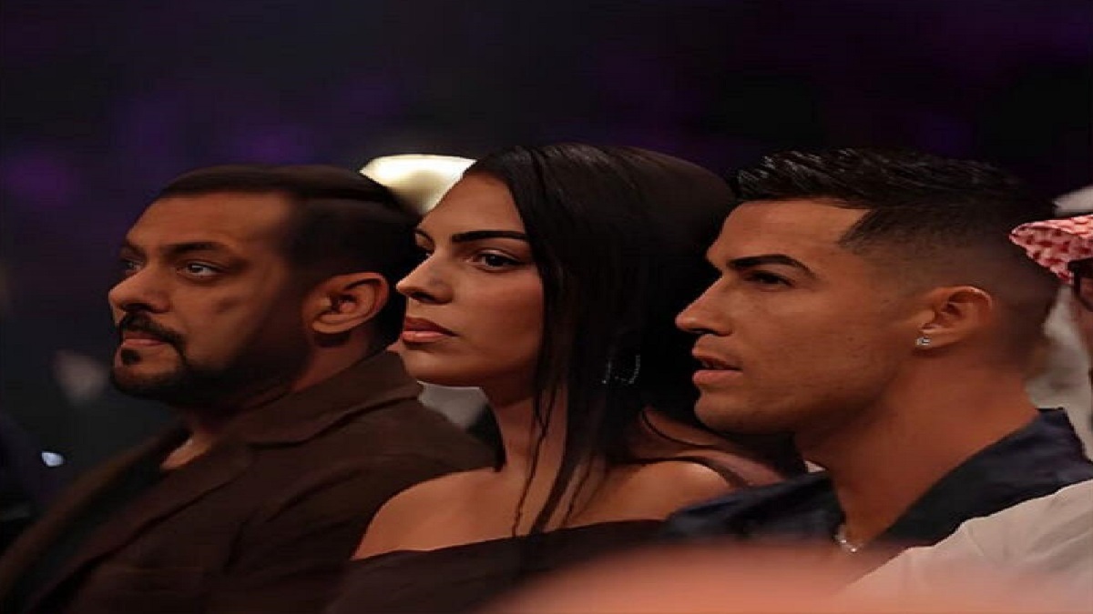 বক্সিং ম্যাচে একসাথে সালমান ও রোনালদো