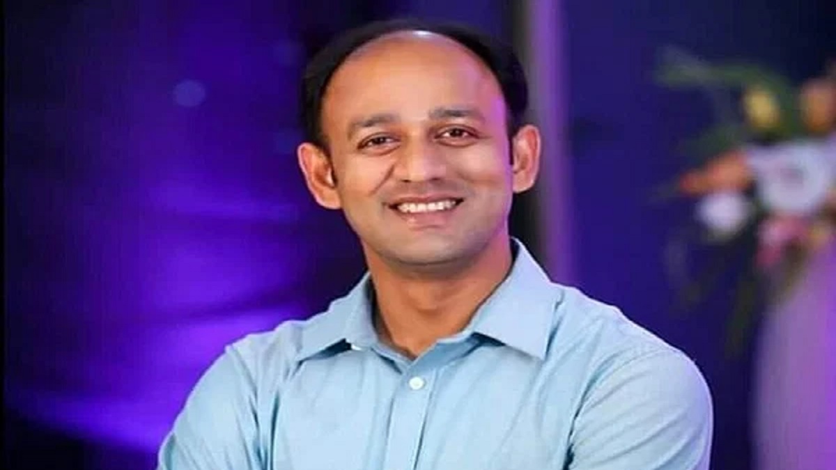 হবিগঞ্জ-৪: আচরণবিধি লঙ্ঘনের অভিযোগে ব্যারিস্টার সুমনকে শোকজ