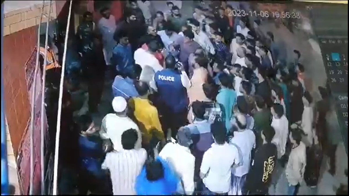 পিরোজপুরে পুলিশের কাছ থেকে ছিনিয়ে নেয়া হলো আসামি