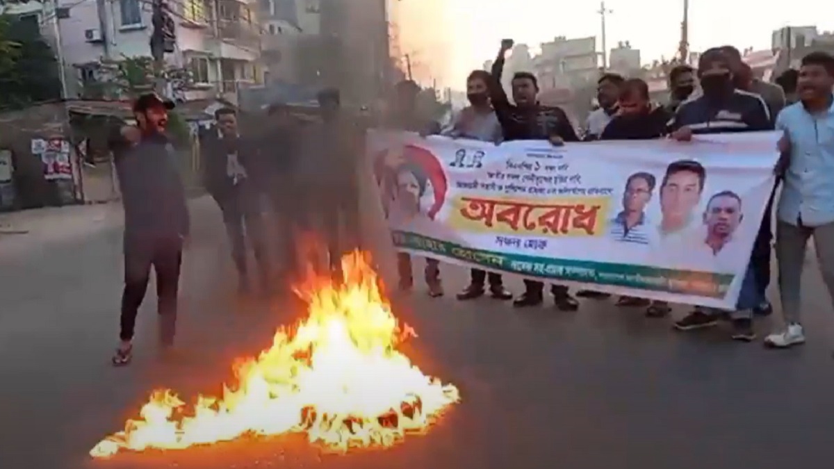 বিচ্ছিন্ন সহিংসতায় সারাদেশে চলছে বিএনপির অবরোধ