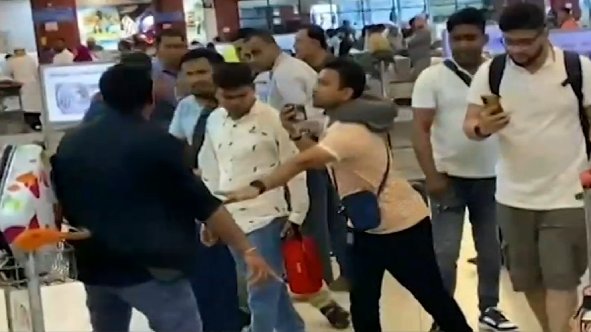 বিমানবন্দরে স্বর্ণ চুরি, তিন সপ্তাহেও হয়নি সুরাহা