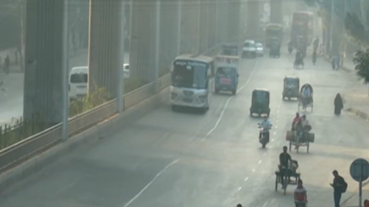 চলছে বিএনপির ডাকা সকাল-সন্ধ্যা হরতাল