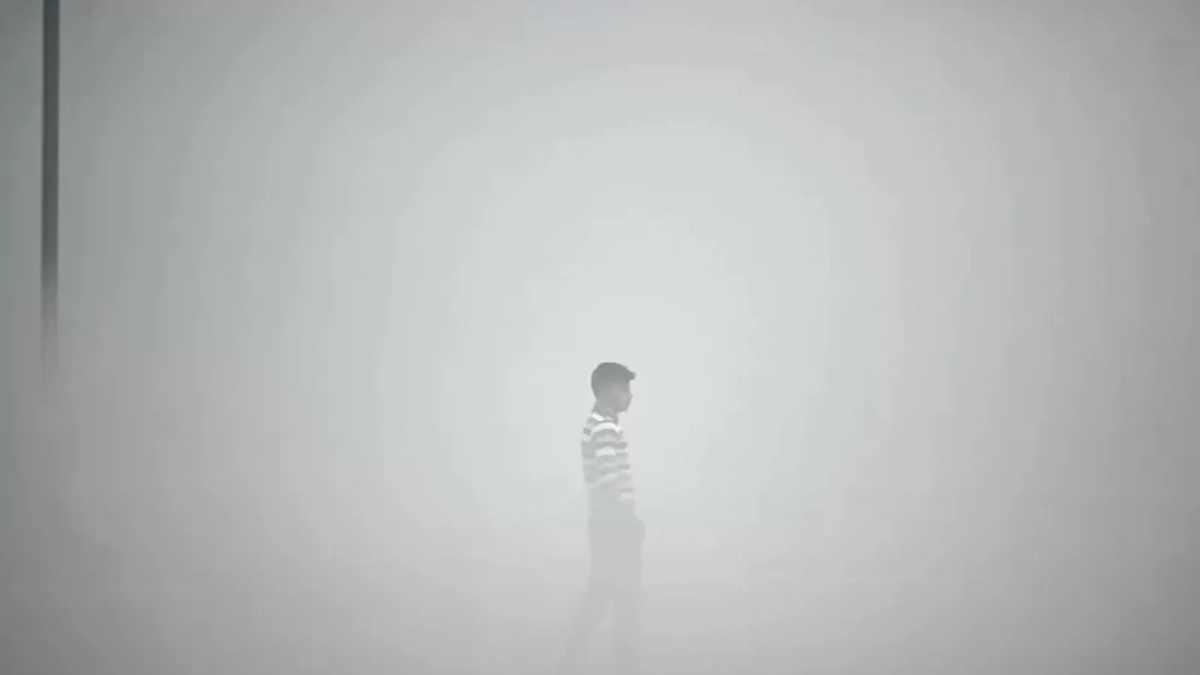 দীপাবলির পর দিল্লিতে ভয়াবহ রূপ নিয়েছে বায়ু দূষণ