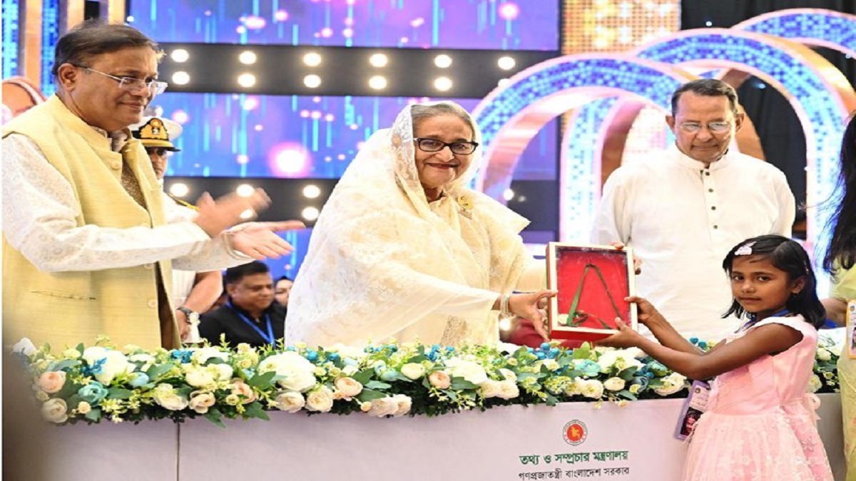 শিশুশিল্পী ফারজিনা পেলো শিক্ষা সহায়তা