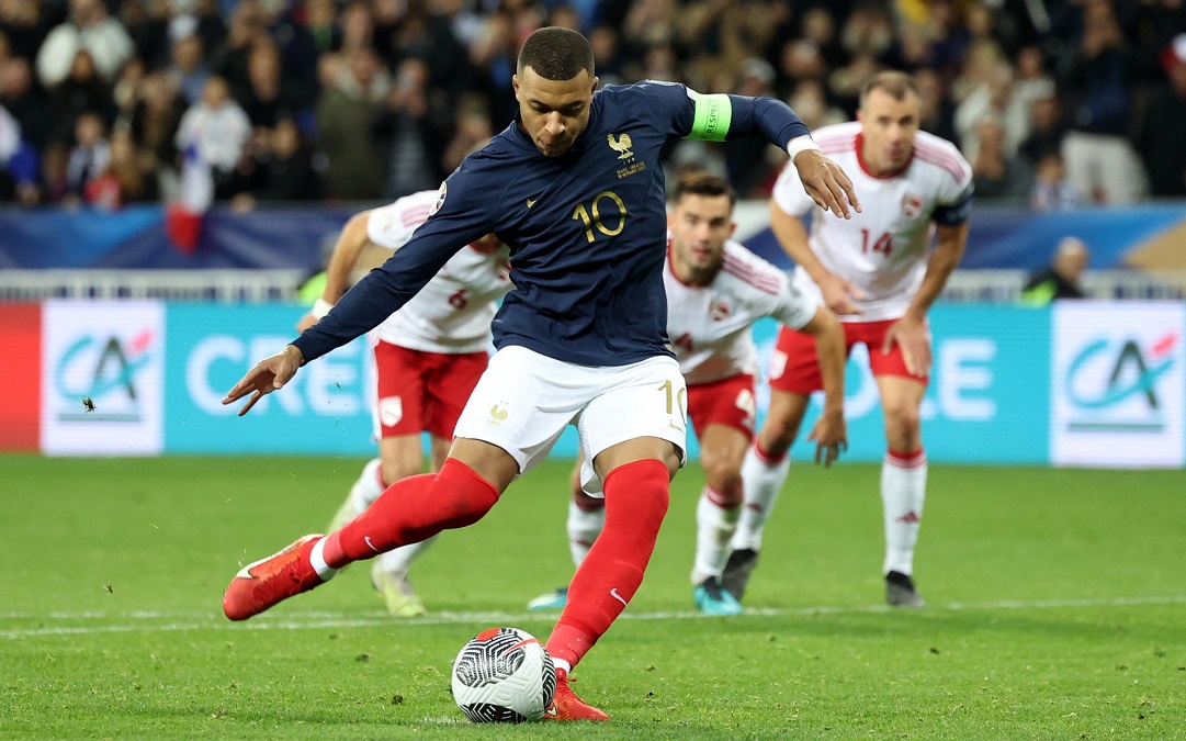 প্রতিপক্ষের জালে ১৪ গোল ফ্রান্সের