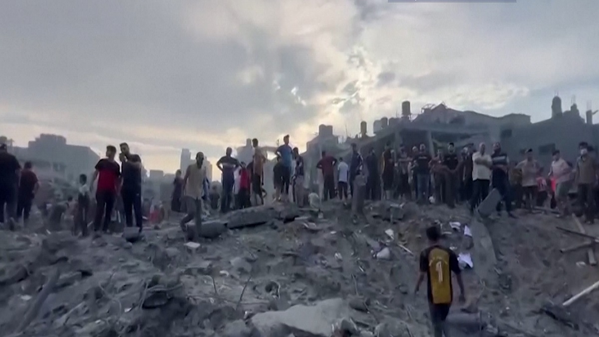 গাজায় শরণার্থী শিবিরে নিহতের সংখ্যা বেড়ে প্রায় ২০০