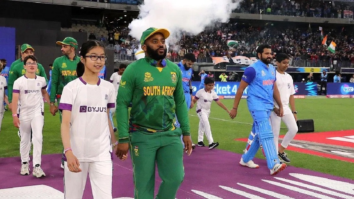 হাইভোল্টেজ ম্যাচে দক্ষিণ আফ্রিকার বিপক্ষে ব্যাটিংয়ে ভারত