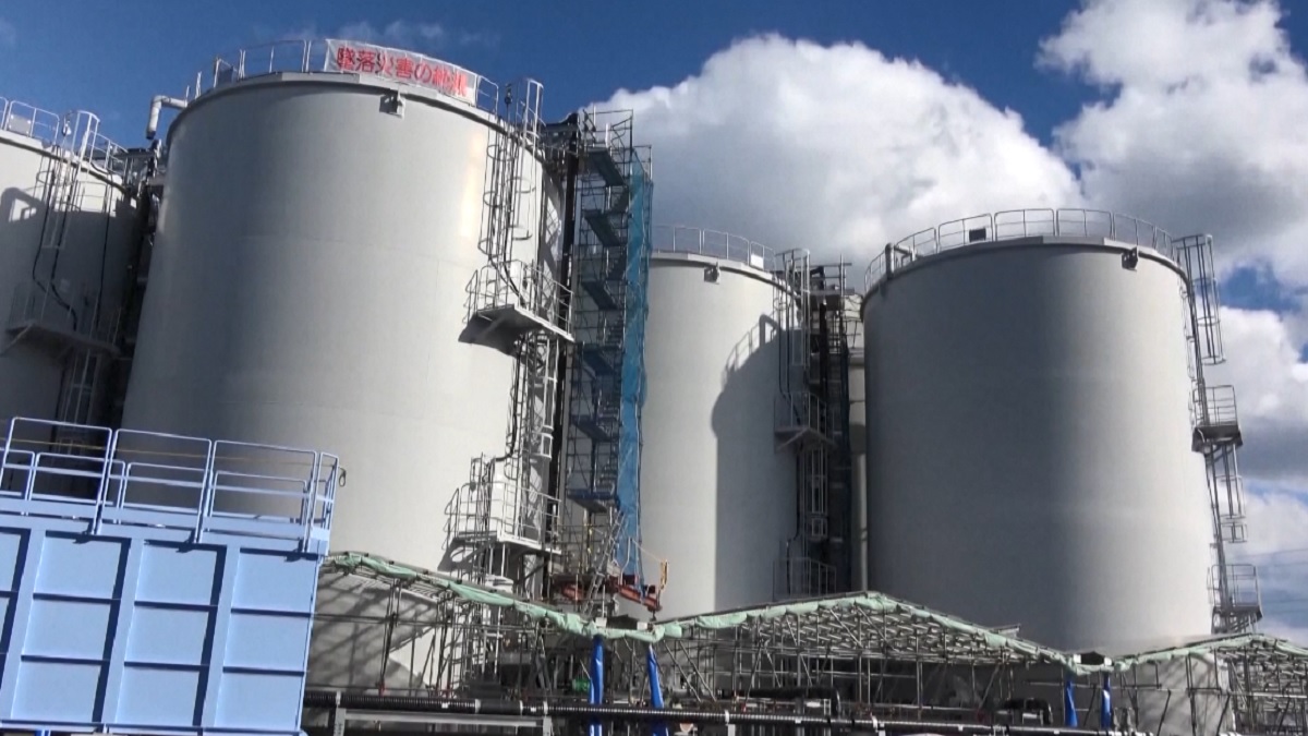 তৃতীয় দফায় সাগরে তেজস্ক্রিয় পানি ফেলায় ফের বিতর্ক জাপানে