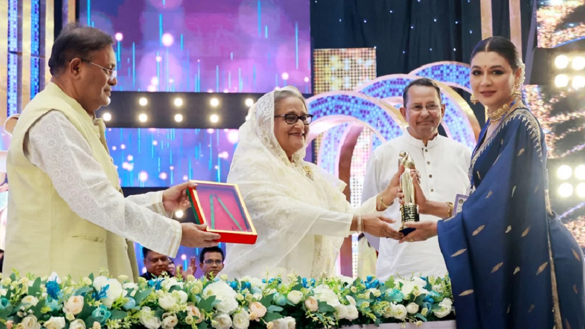 পঞ্চমবার জাতীয় চলচ্চিত্র পুরস্কার পেলেন জয়া