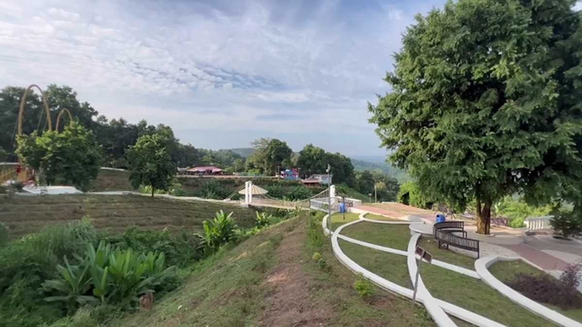 পাহাড়ের পর্যটনে হরতাল-অবরোধের প্রভাব