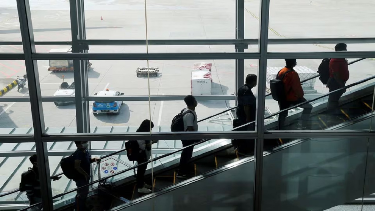 ভিসা ছাড়াই মালয়েশিয়া যেতে পারবে চীনা ও ভারতীয়রা