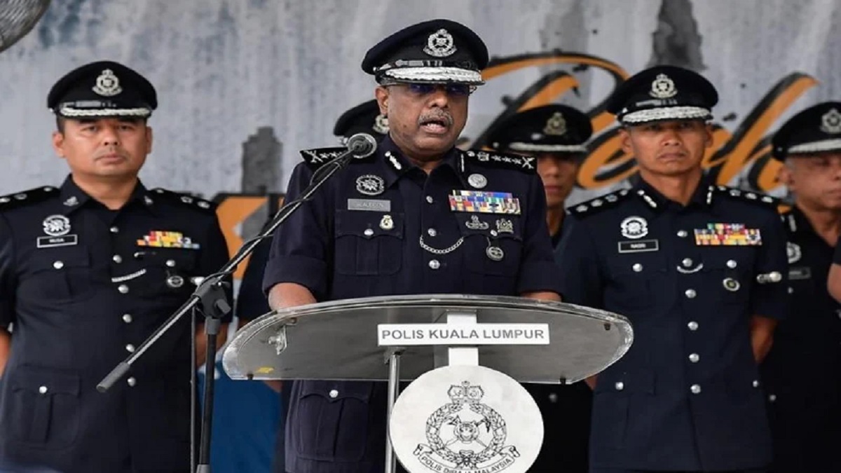 মালয়েশিয়ায় বাংলাদেশি সাংবাদিক অপহরণ, পুলিশ কর্মকর্তা বরখাস্ত