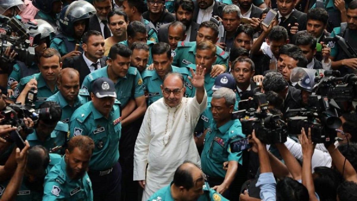 ৬ মামলায় মির্জা আব্বাসের জামিন