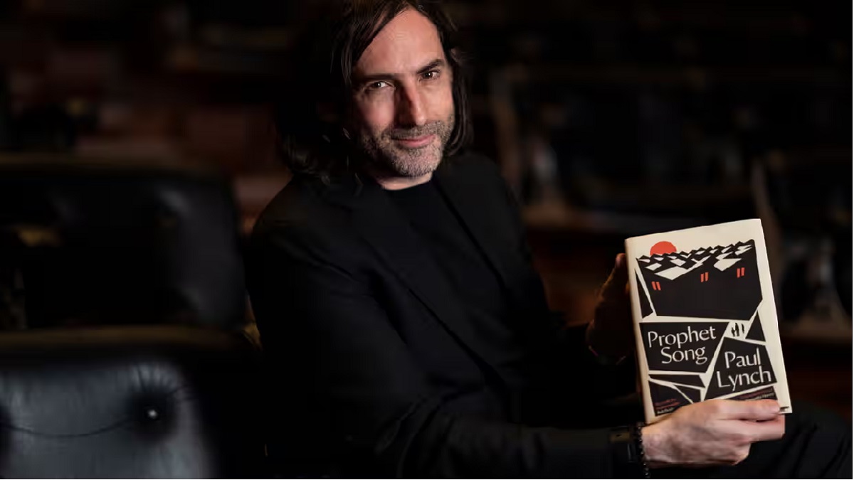 ‘বুকার ২০২৩’ পুরস্কার নিজের করে নিলেন পল লিঞ্চ