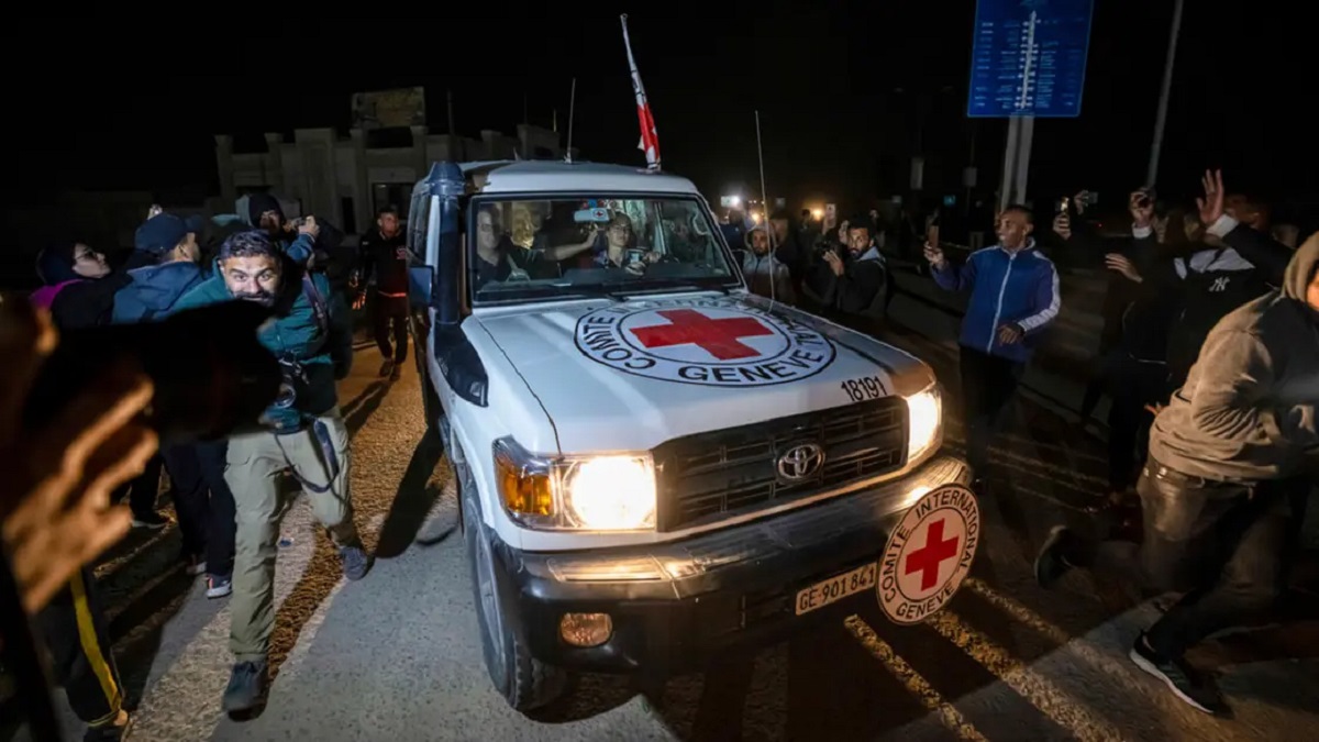যুদ্ধবিরতি চুক্তির পঞ্চম দফায় বন্দি বিনিময় হামাস-ইসরায়েলের
