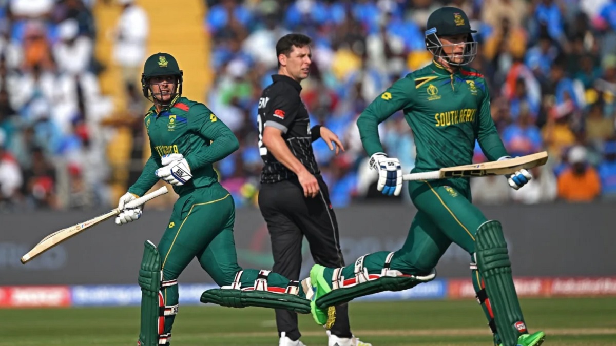 ডি কক-ডুসেনের জোড়া সেঞ্চুরিতে ৩৫৭ রানে থামলো দক্ষিণ আফ্রিকা