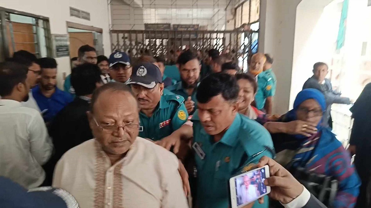 সাবেক সেনা কর্মকর্তা হাসান সারওয়ার্দী ৮ দিনের রিমান্ডে