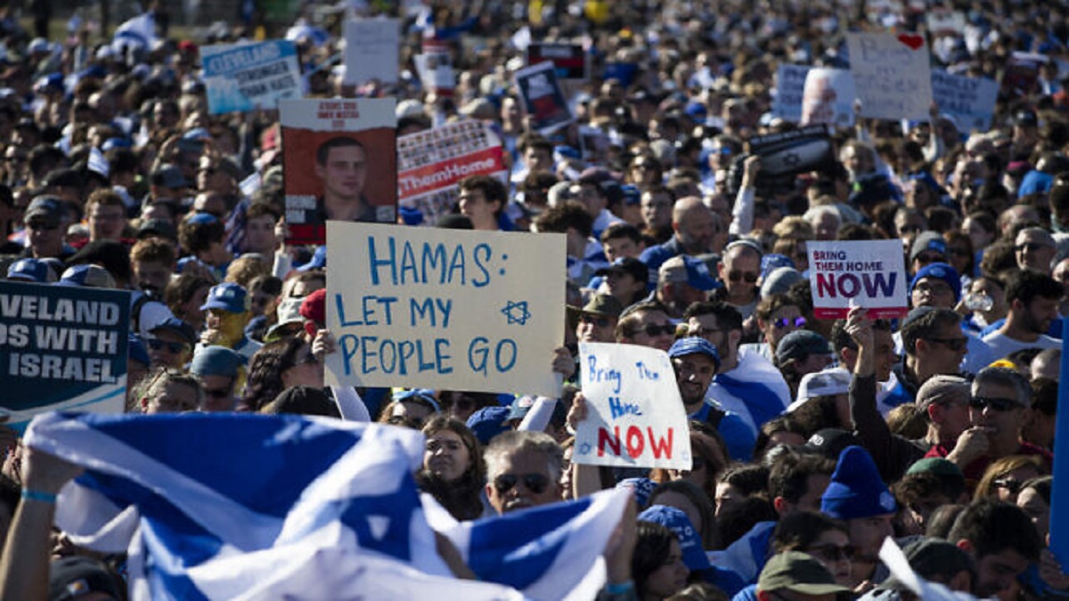 ইসরায়েলি জিম্মিদের মুক্তির দাবিতে ওয়াশিংটনে ৩ লক্ষাধিক মানুষের বিক্ষোভ