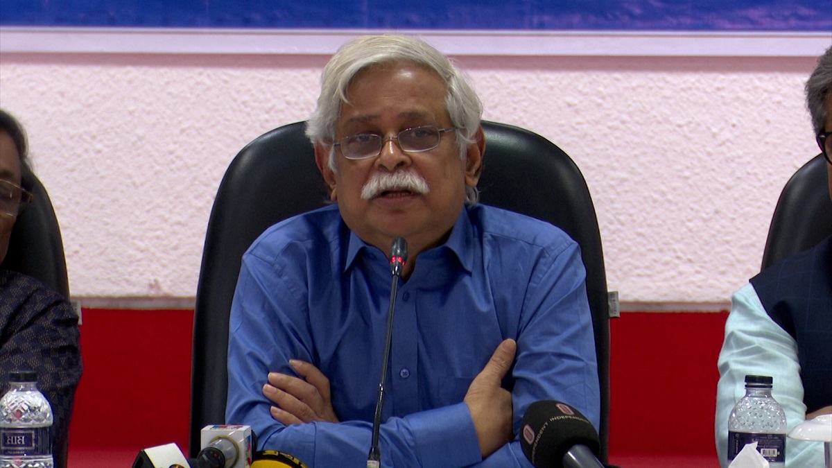 আমি সোশ্যাল মিডিয়া ভয় পাই: ড. জাফর ইকবাল