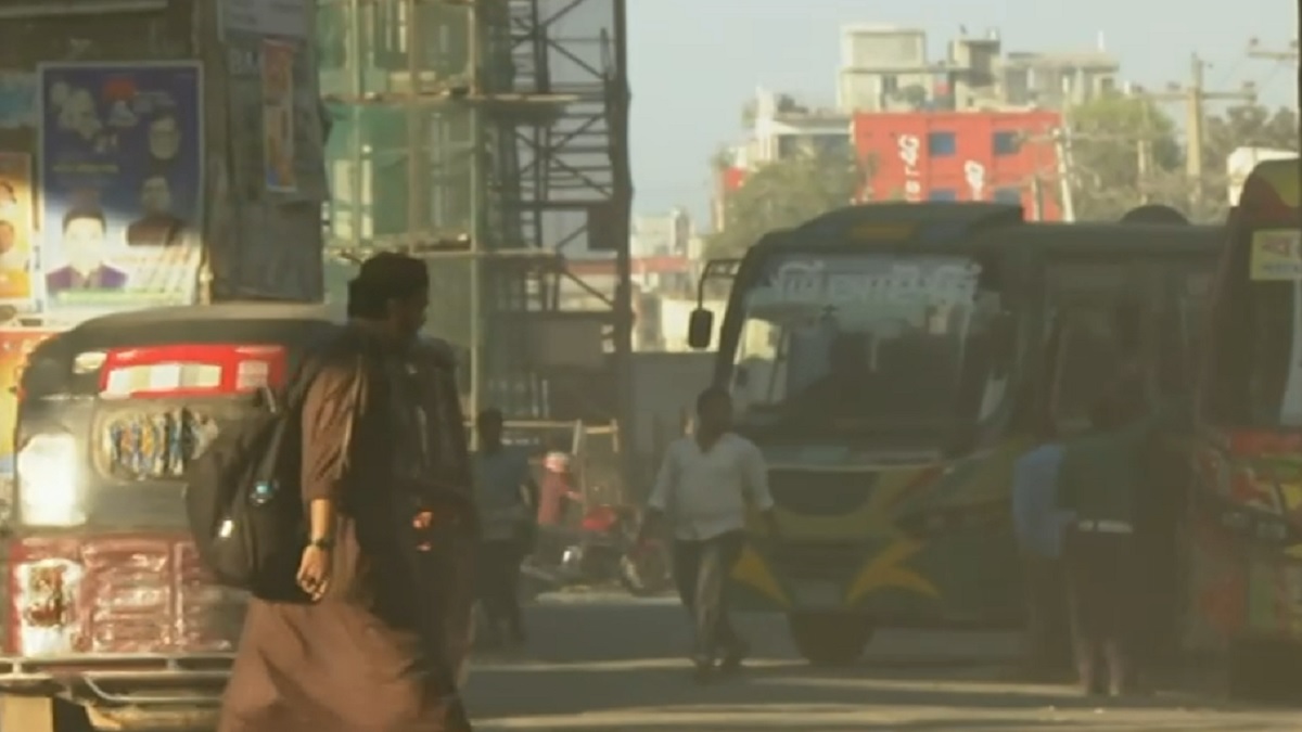 দূষণে গাজীপুরবাসীর গড় আয়ু কমেছে ১৯ মাস