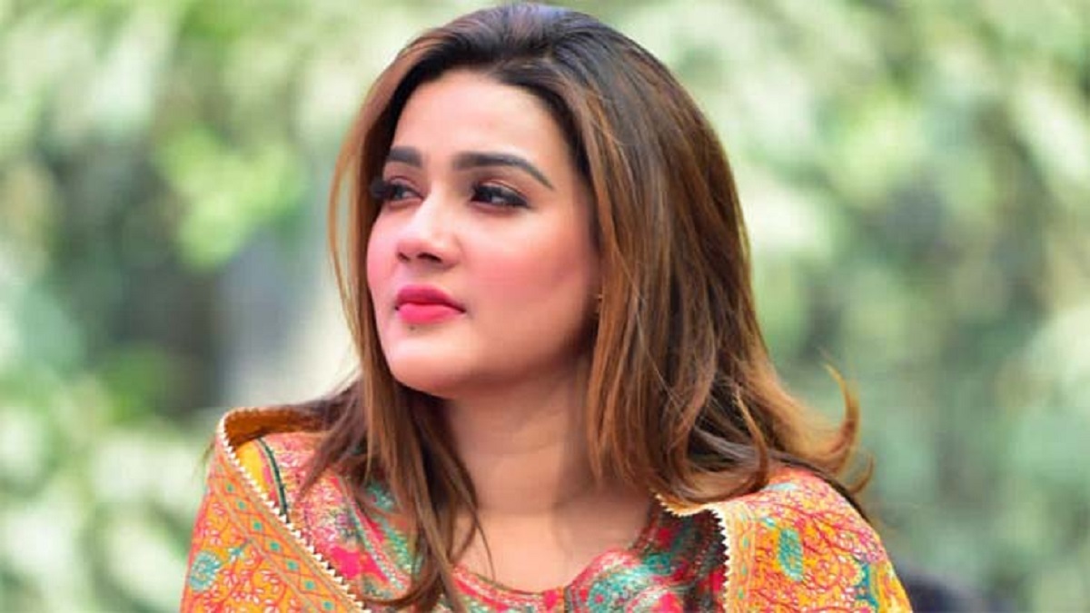 নৌকা না পেলেও ভোট করবেন মাহি