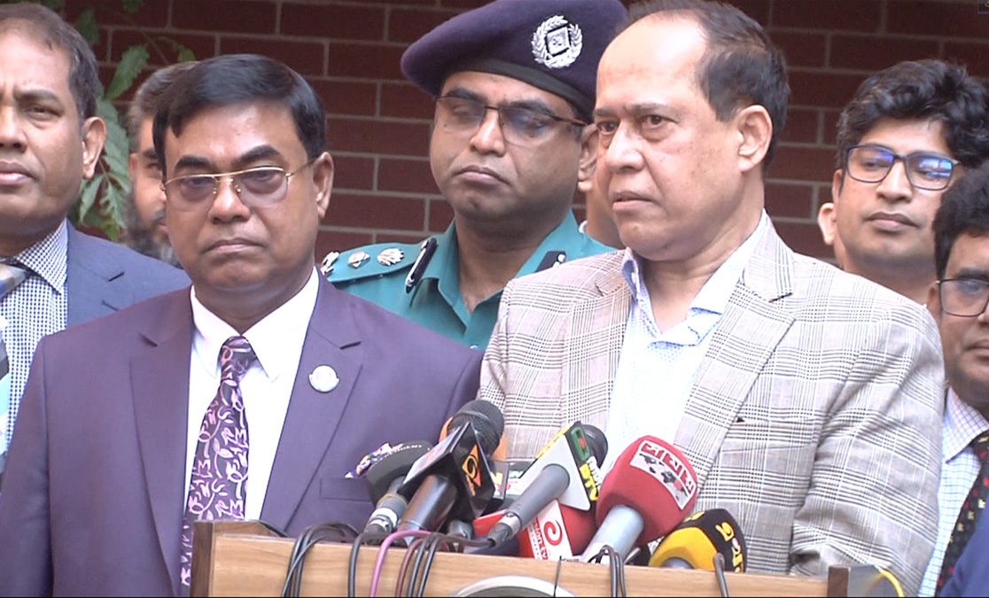 মিডিয়াকে বাধা দেয়া যাবে না: সিইসি