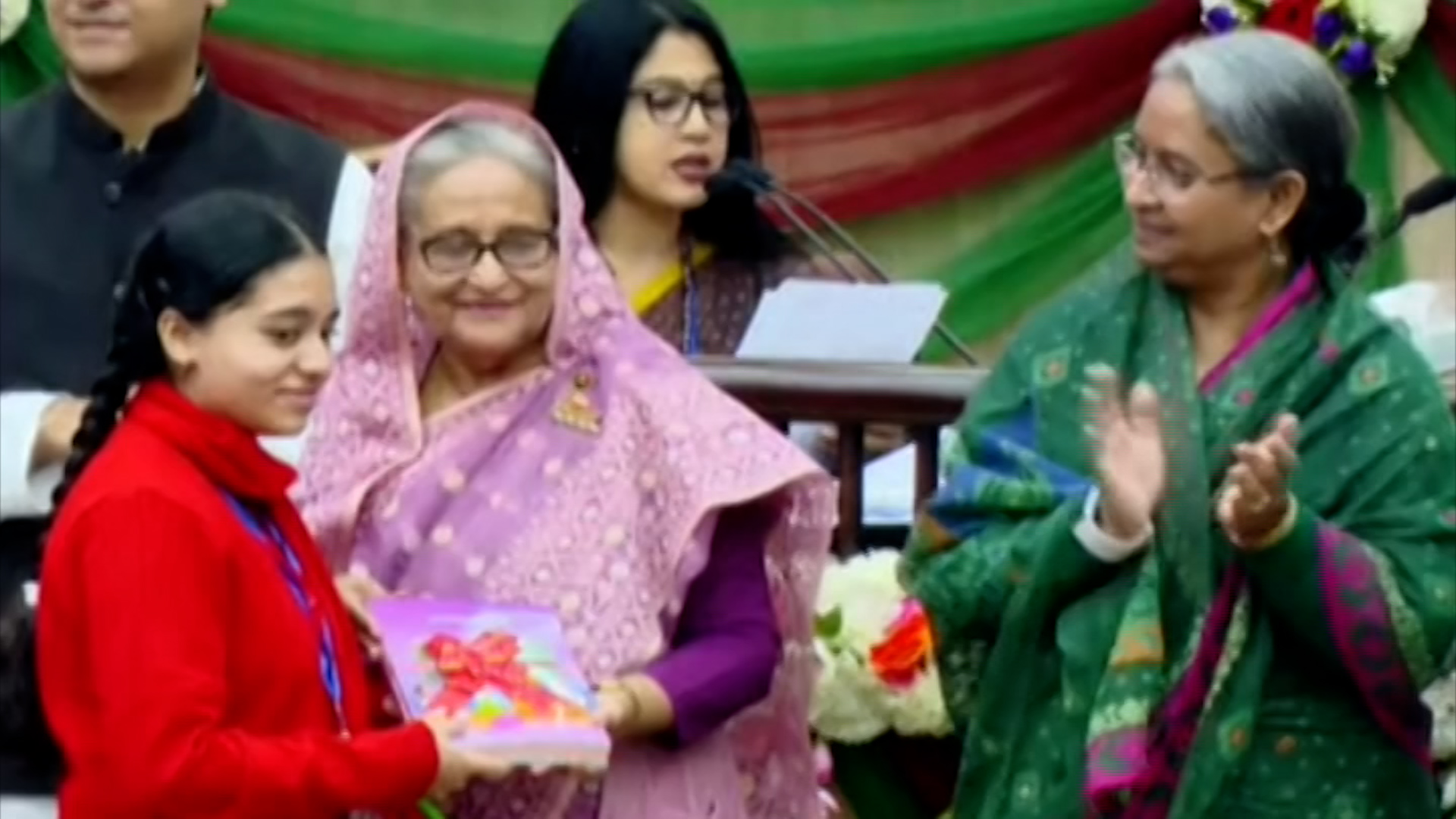 ছোটবেলা থেকেই প্রযুক্তি জ্ঞানসম্পন্ন জাতি গড়তে হবে: প্রধানমন্ত্রী