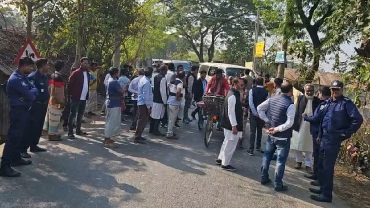 পাবনা-১: স্বতন্ত্র প্রার্থীর প্রচারণায় হামলার অভিযোগ নৌকার সমর্থকদের বিরুদ্ধে