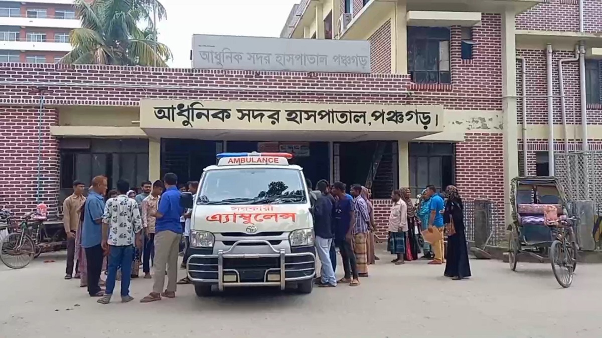 পঞ্চগড়ে ট্রাক্টরের ধাক্কায় প্রাণ গেল নারীর