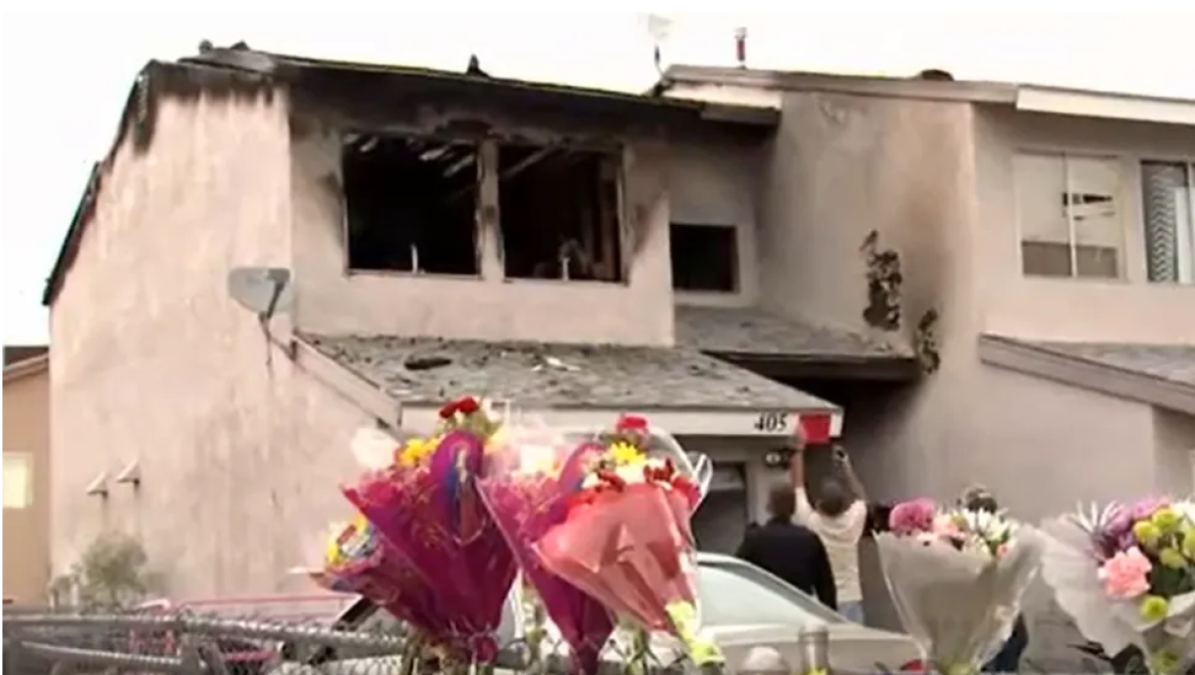 বড়দিনের কেনাকাটায় ব্যস্ত বাবা, বাড়িতে পুড়ে মারা গেল ৪ সন্তান