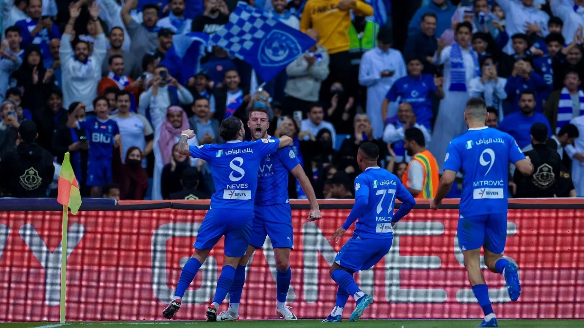 আল নাসেরকে হারিয়ে শীর্ষে আল হিলাল; নিষ্প্রভ রোনালদো