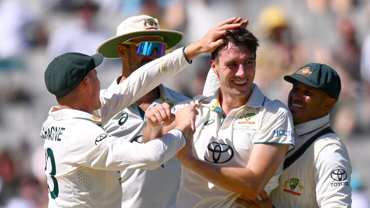 দ্বিতীয় দিনে এগিয়ে অস্ট্রেলিয়া