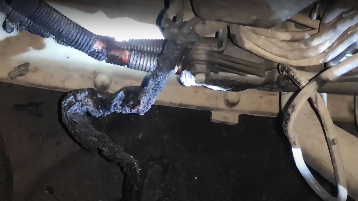 কক্সবাজারে বাসে আগুন, কারণ খতিয়ে দেখছে পুলিশ