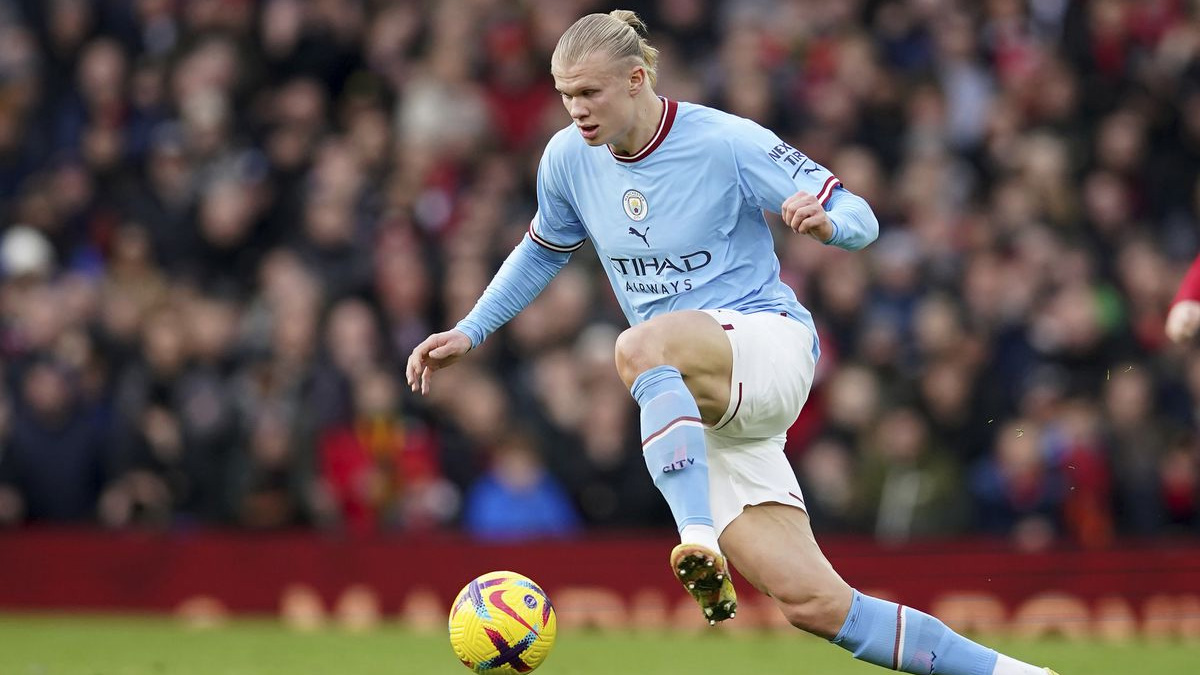 মেসিকে টপকে আইএফএফএইচএস’র বর্ষসেরা হাল্যান্ড